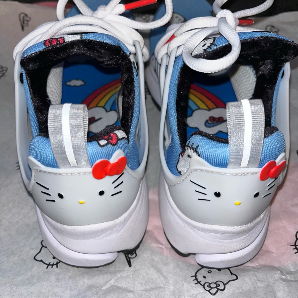 Nike Hello Kitty - Picture 7 of 9